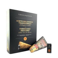 photo Schachtel Parmigiano Reggiano Vacche Rosse 24 Monate und Balsamico-Essig Reggio Emilia Qualitätshum 1